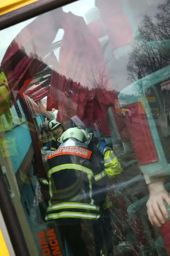 Unfall mit BUS und PKW - Alarmübung bei Bramsche (360°)