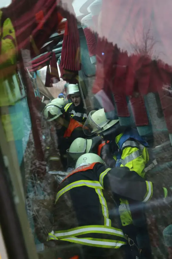 Unfall mit BUS und PKW - Alarmübung bei Bramsche (360°)