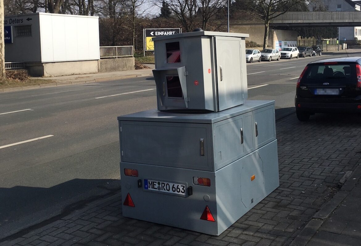 Blitzer, Radarfalle, Anhänger, Osnabrück