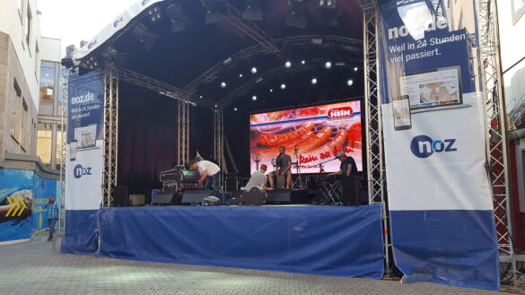 Bühne auf der Maiwoch