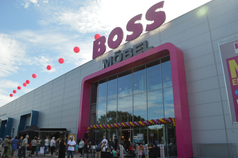 Möbel Boss