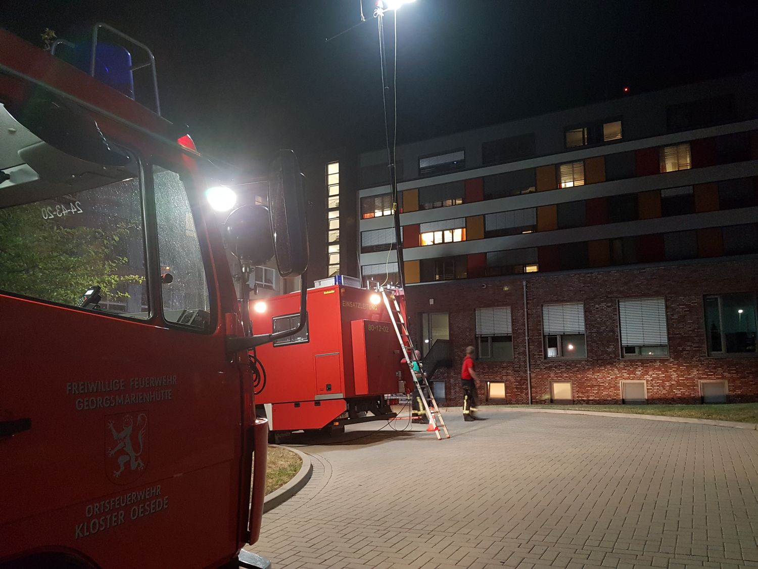 2018-08-03_Feuer-Franziskus-Hospital-Harderberg-Osnabrueck_007 Eine Person stirbt bei Feuer in Krankenhaus im Landkreis Osnabrück