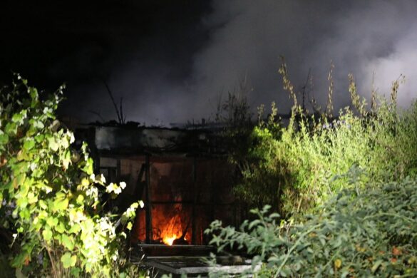 2018-08-06_Feuer-Kleingarten-Huette-Osnabrueck_005 Gartenhütten brennen in Osnabrück Widukindland