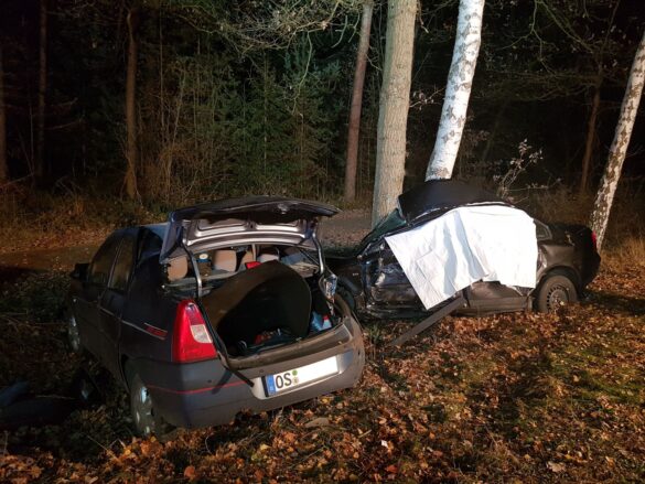 2018-11-27_Unfall-zwei-PKW-gegen-Baum-toedlich_Bohmte-Landkreis-Osnabrueck_005 Tödlicher Verkehrsunfall in Bohmte im Landkreis Osnabrück