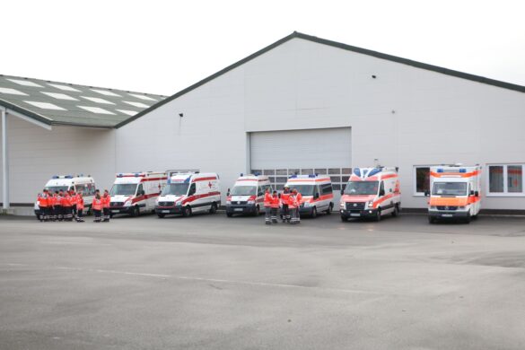 Fahrzeugbrand und Busunfall - Einsatzübung in Melle