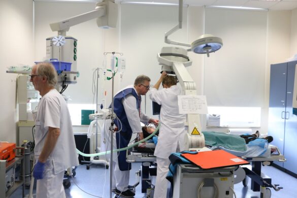 Fahrzeugbrand und Busunfall - Einsatzübung in Melle