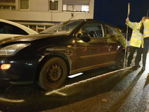 Was war mit der Fahrerin los? Zwei Unfälle kurz hintereinander