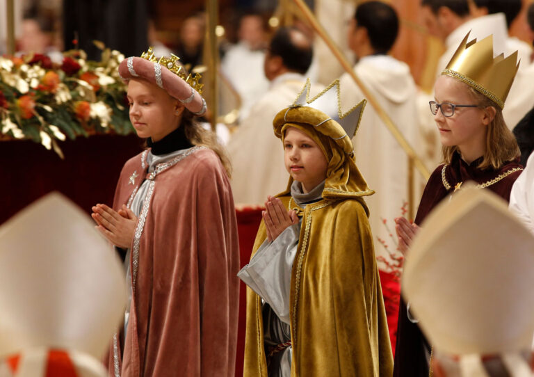 Sternsinger beim Papst