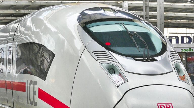 ICE der Deutschen Bahn AG