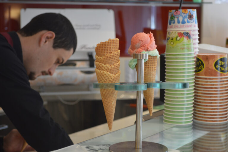 Fontanella, Eis