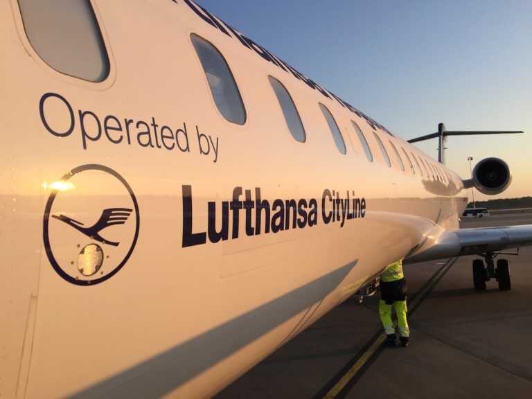 Lufthansa CityLine in Flughafen FMO
