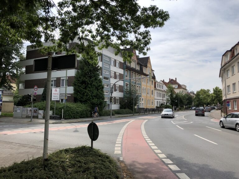 Kreuzungsbereich Rückertstraße, Rheiner Landstraße in Weststadt