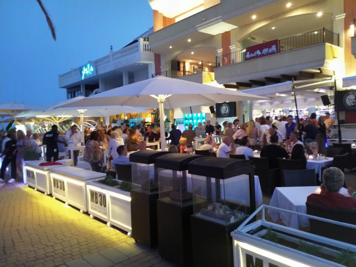 Mario Baslers "MB30" in Cala Ratjada, Foto: Wolfgang Niemeyer