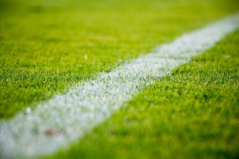 Symbolbild: Fußball in Schölerberg