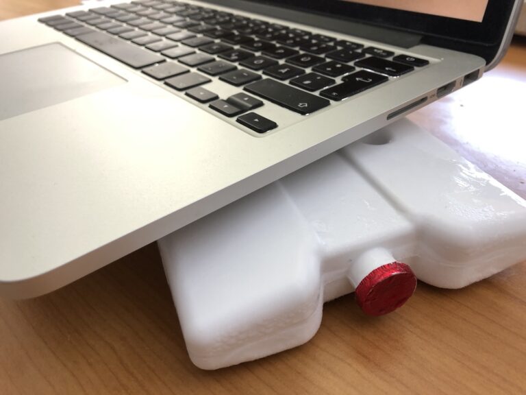 MacBook auf Kühlakku