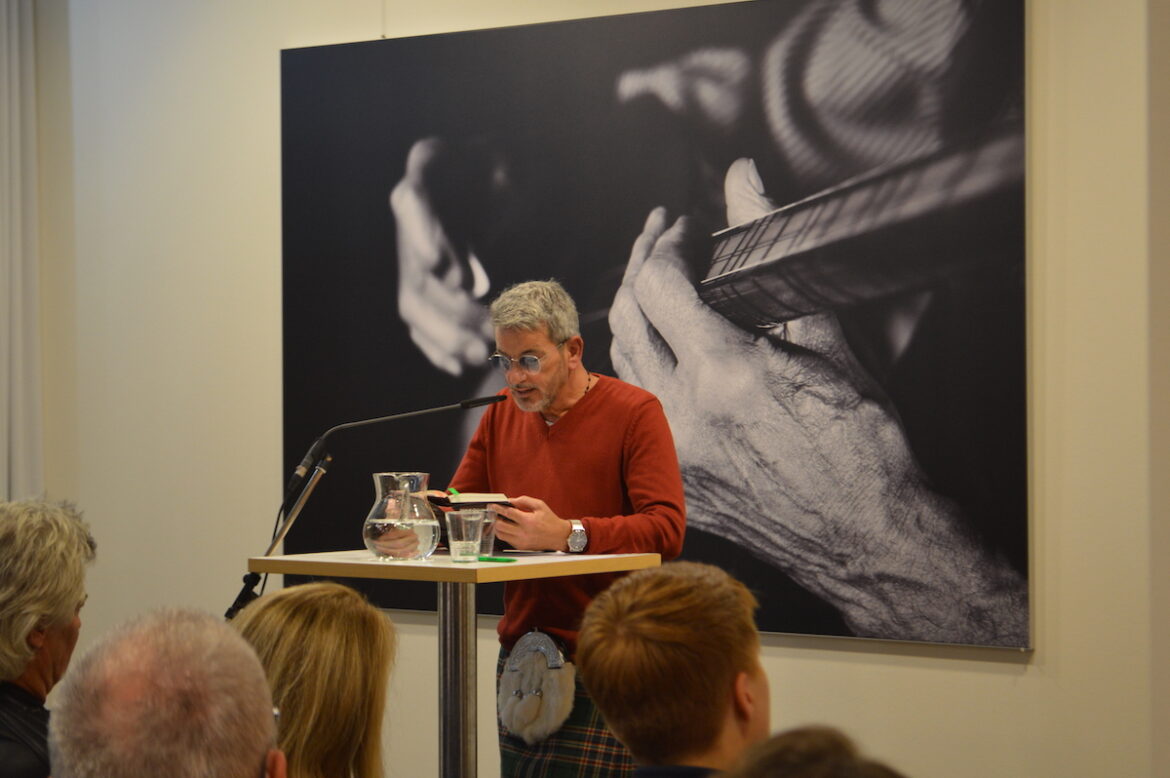 John McGurk bei Lesung im Forum am Dom