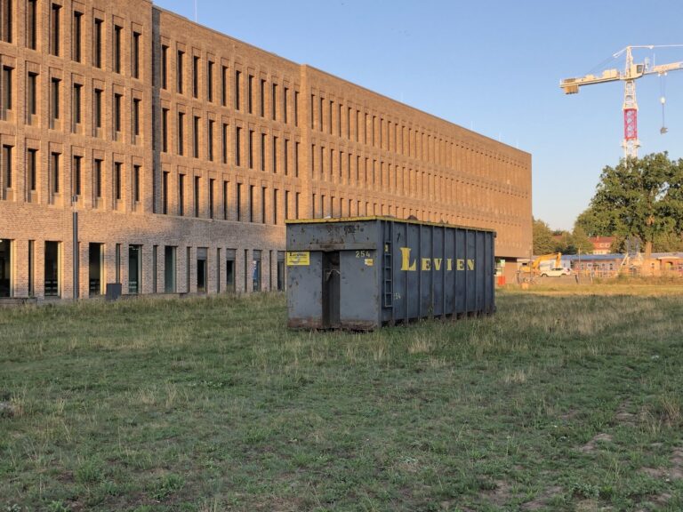 Nelson-Mandela-Platz