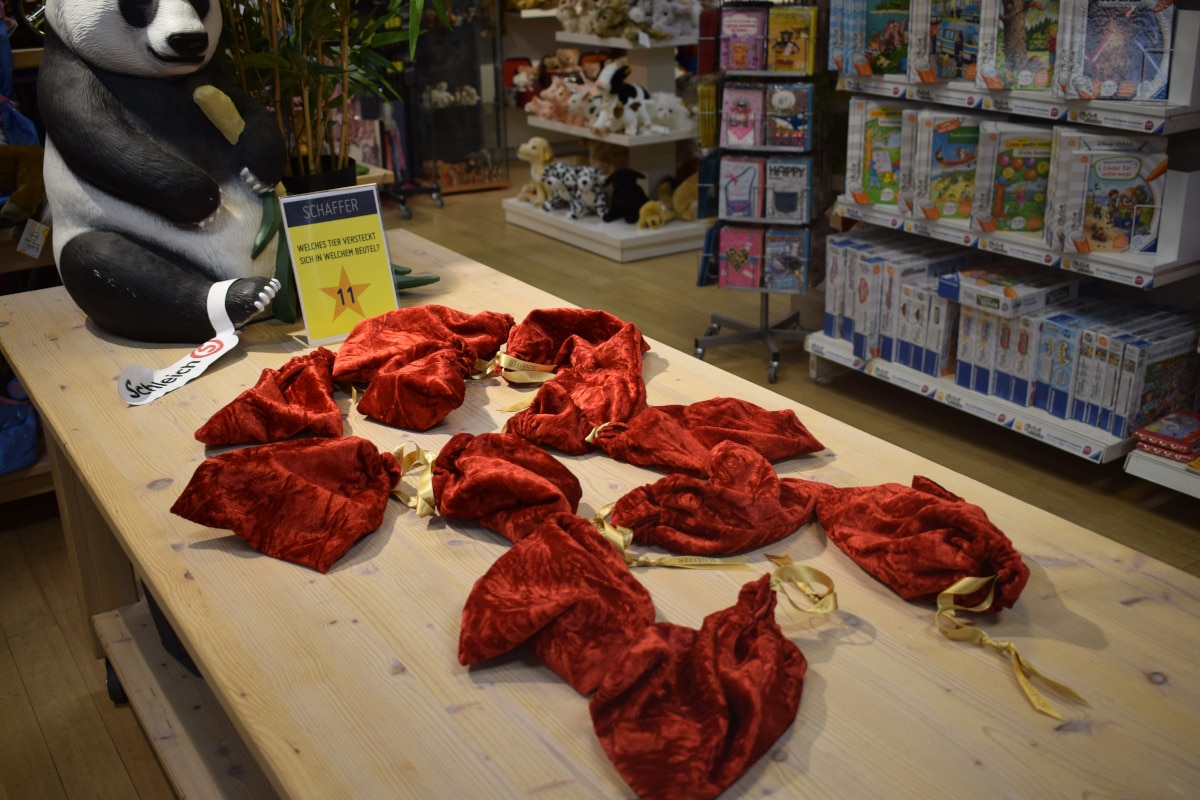 „Nachts im Kaufhaus“ - spielen bis es dunkel ist