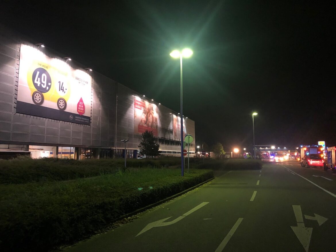 Großbrand am Flughafen FMO