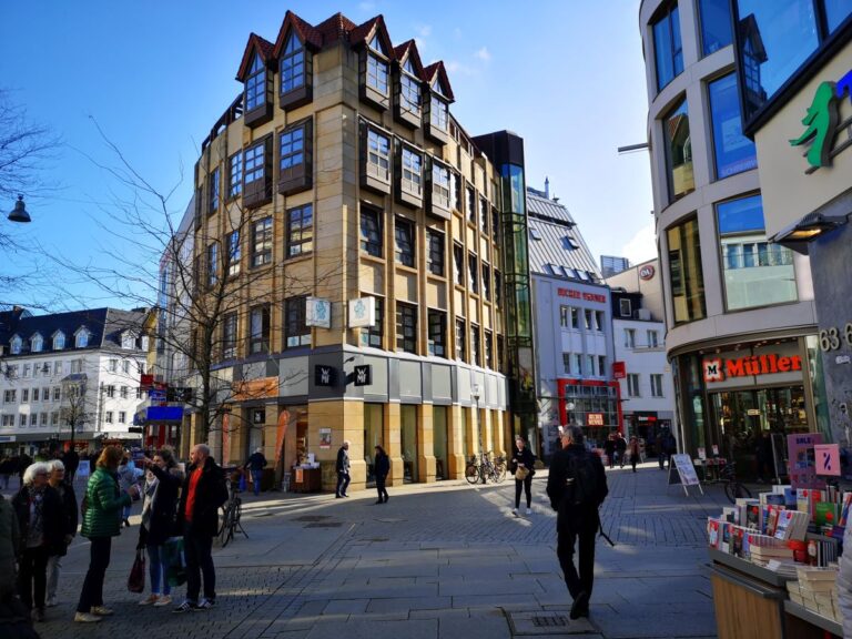 Blick auf die Große Straße. / Foto: Franziska Gähr