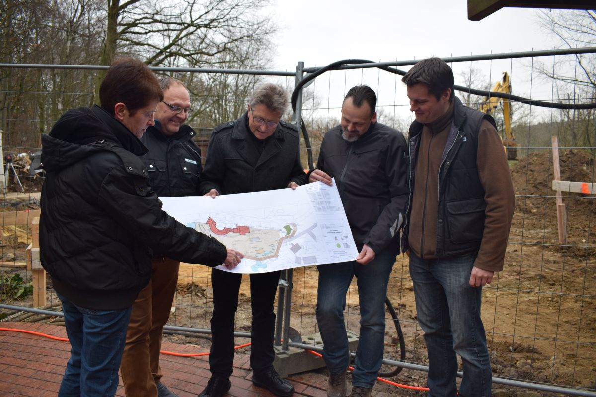 Osnabrücks Löwen bekommen eine größere Anlage - Langfristig Jungtiere im Zoo geplant Osnabrücks Löwen bekommen eine größere Anlage - Langfristig Jungtiere im Zoo geplant