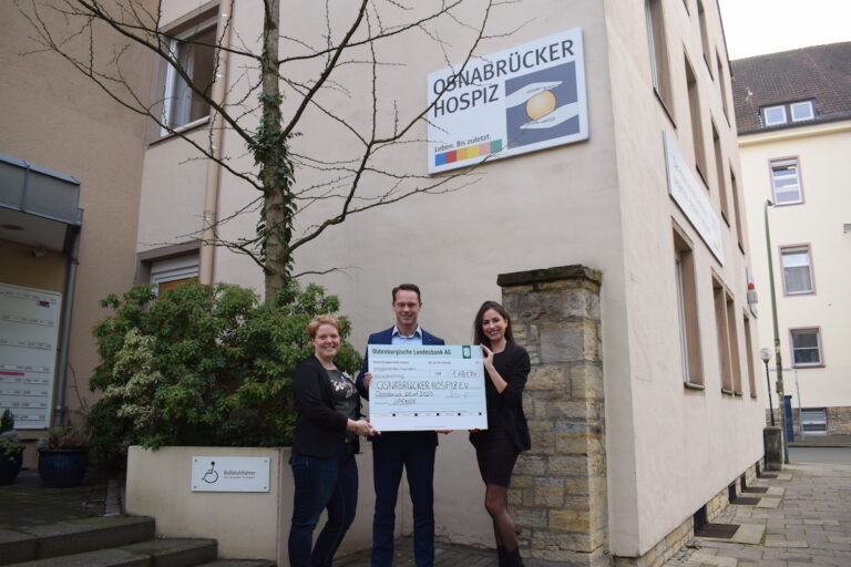 Spendenübergabe im Osnabrücker Hospiz