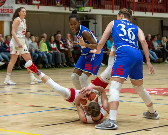 Hochverdienter Sieg für die GiroLive-Panthers Osnabrück gegen den BS Pharmaserv Marburg