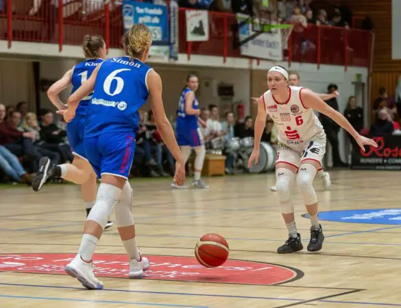 Hochverdienter Sieg für die GiroLive-Panthers Osnabrück gegen den BS Pharmaserv Marburg