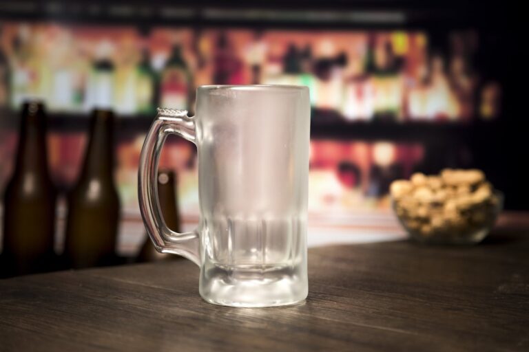 Leeres Glas