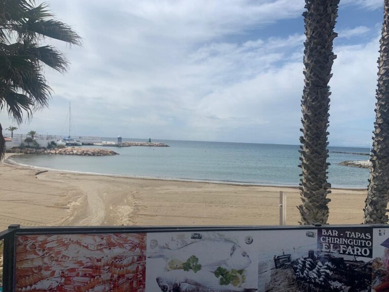 Menschenleere Costa del Sol im März 2020