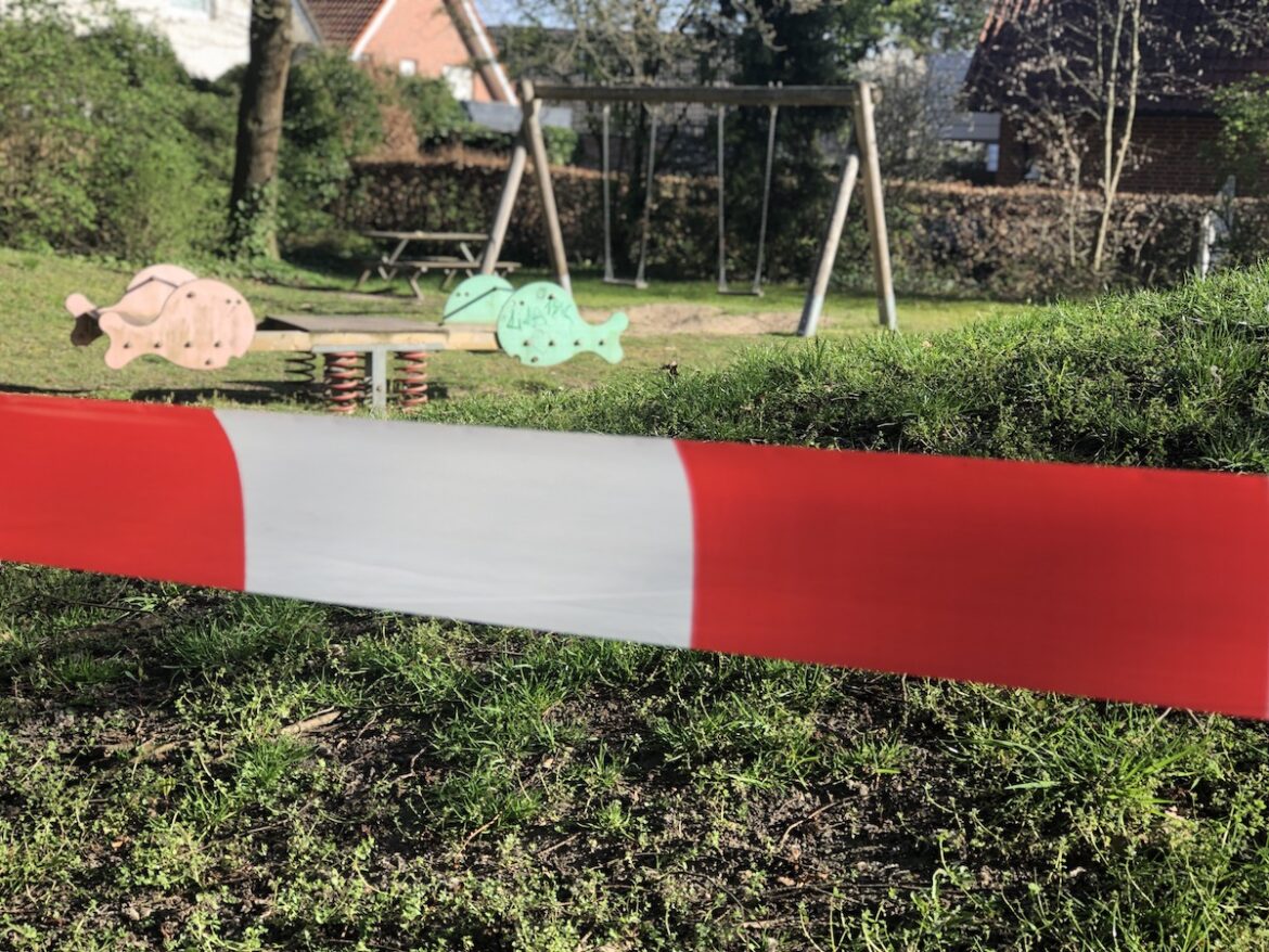 abgesperrter Spielplatz in Osnabrück