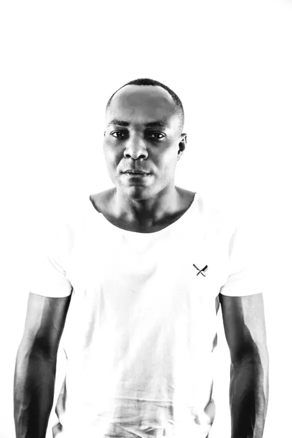 5 "Mein Herz blutet" — Osnabrücker Fotograf setzt Zeichen gegen Rassismus