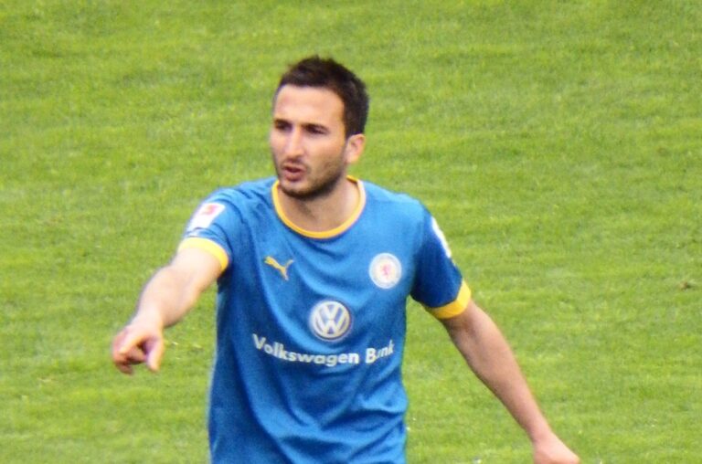 Deniz Dogan