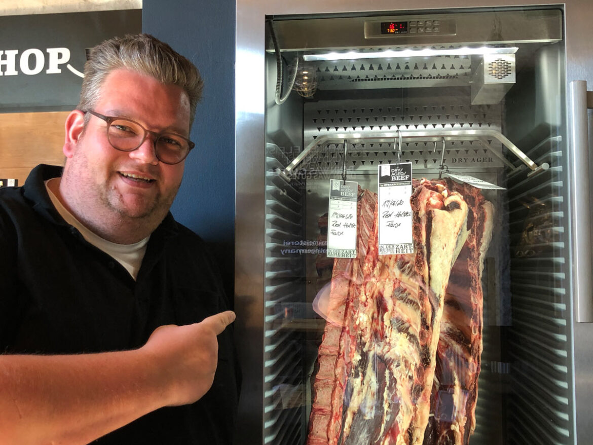 Tobias Neumann von der Steakmeisterei in Osnabrück