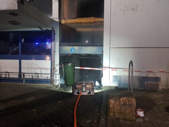 2020-09-09_Feuer-Realschule-Turnhalle-Georgsmarienhuette-Osnabrueck-006 Feuer in Turnhalle in Georgsmarienhütte