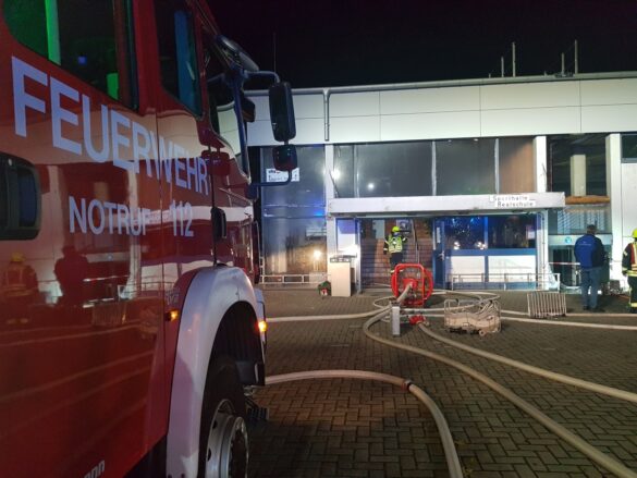 2020-09-09_Feuer-Realschule-Turnhalle-Georgsmarienhuette-Osnabrueck-007 Feuer in Turnhalle in Georgsmarienhütte