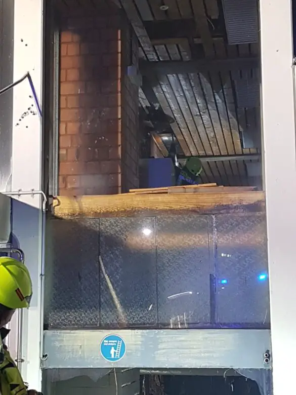 2020-09-09_Feuer-Realschule-Turnhalle-Georgsmarienhuette-Osnabrueck-009 Feuer in Turnhalle in Georgsmarienhütte