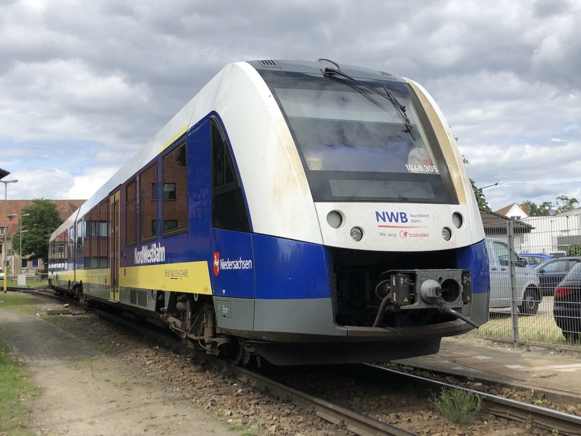 Zug der NordWestBahn
