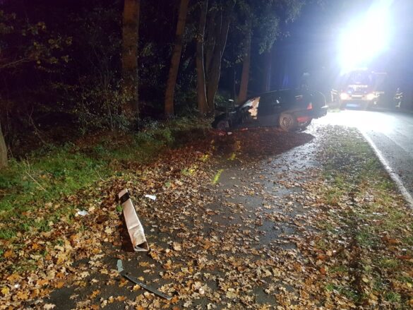 Crash mit zwei PKW auf Landstraße in Ankum bei Osnabrück