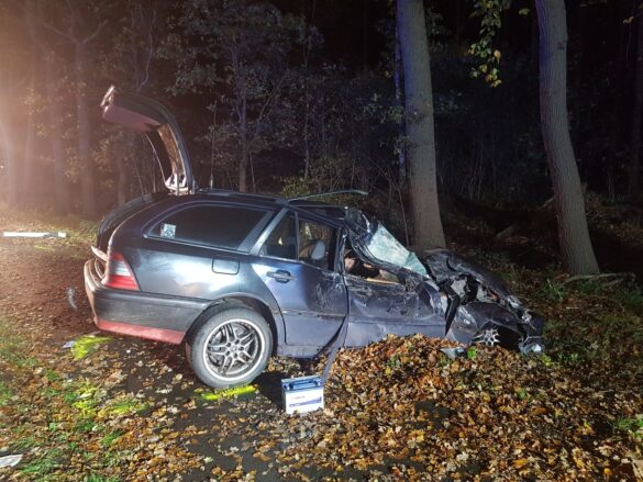 Crash mit zwei PKW auf Landstraße in Ankum bei Osnabrück
