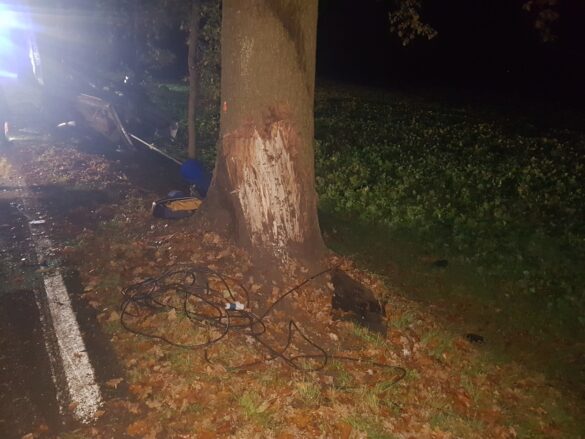 Crash mit zwei PKW auf Landstraße in Ankum bei Osnabrück