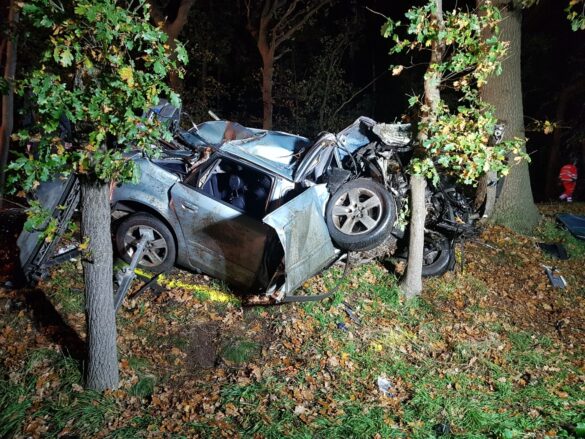 Crash mit zwei PKW auf Landstraße in Ankum bei Osnabrück