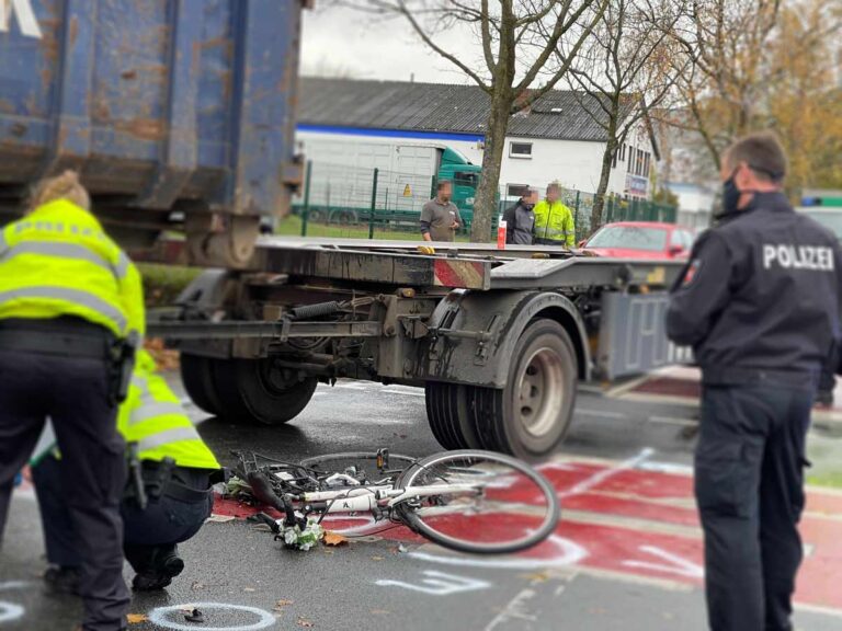 Fahrradfahrern bei Unfall in Osnabrück Fledder schwer verletzt