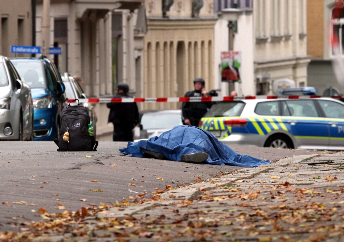 Halle-Attentäter Zu Lebenslanger Freiheitsstrafe Verurteilt - Hasepost.de