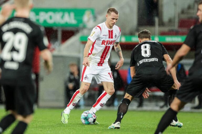 Ondrej Duda (1.FC Köln), Ulrich Taffertshofer; Foto: imago images / Poolfoto