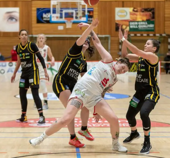 D1X28415 Osnabrücker GiroLive-Panthers verlieren knapp gegen inexio Royals Saarlouis