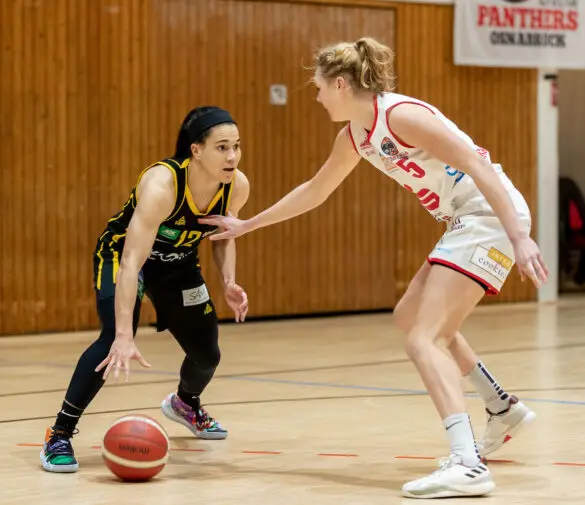 D1X28494 Osnabrücker GiroLive-Panthers verlieren knapp gegen inexio Royals Saarlouis