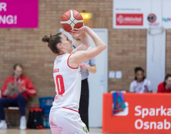 D1X28821 Osnabrücker GiroLive-Panthers gewinnen mit großartiger Mannschaftsleistung gegen TK Hannover