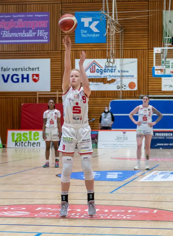 D1X28896 Osnabrücker GiroLive-Panthers gewinnen mit großartiger Mannschaftsleistung gegen TK Hannover