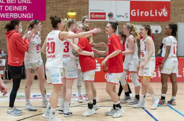 D1X29213 Osnabrücker GiroLive-Panthers gewinnen mit großartiger Mannschaftsleistung gegen TK Hannover